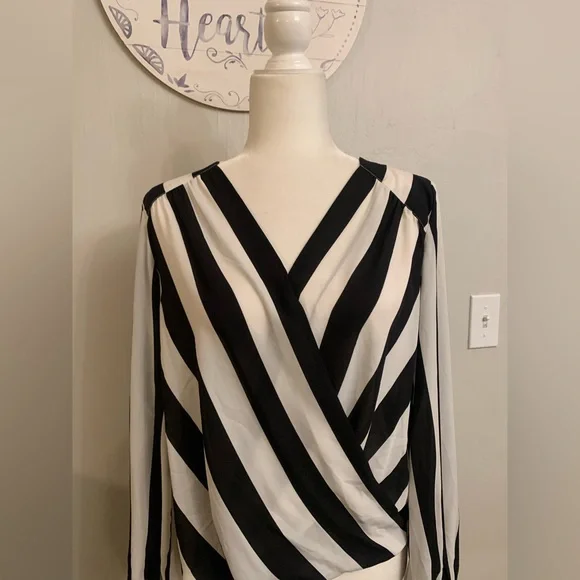INC International Concepts Black and White Diagonal Stripe Blouse - Picture 2 of 5